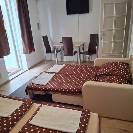 Birta Apartman Hajduszoboszlo Luaran gambar