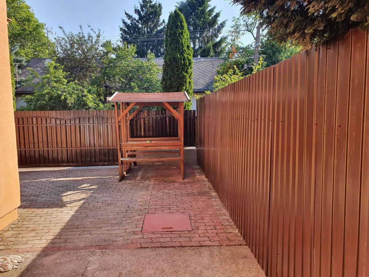 Birta Apartman Hajduszoboszlo Luaran gambar