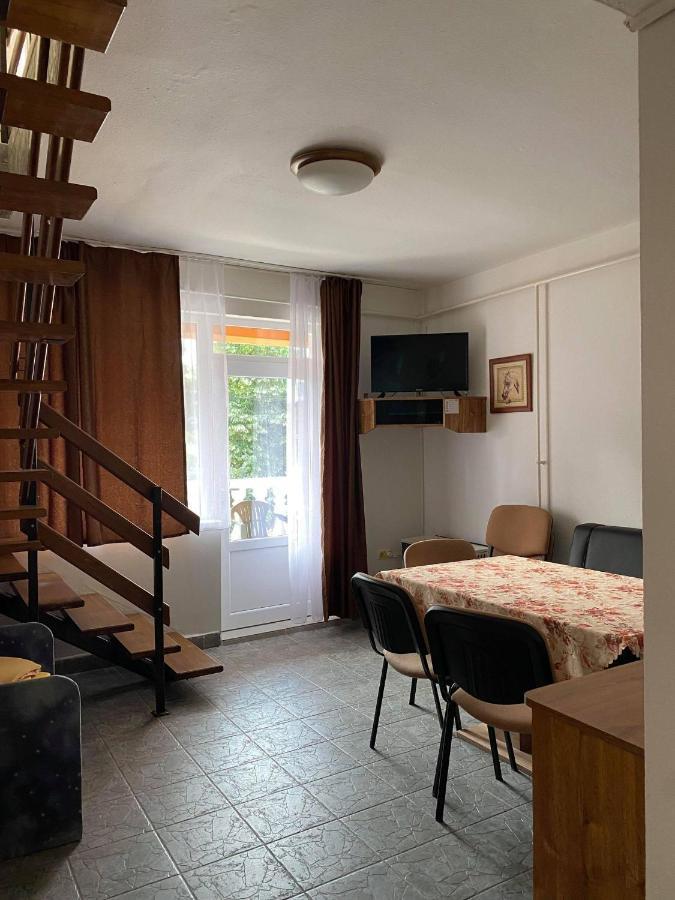 Birta Apartman Hajduszoboszlo Luaran gambar