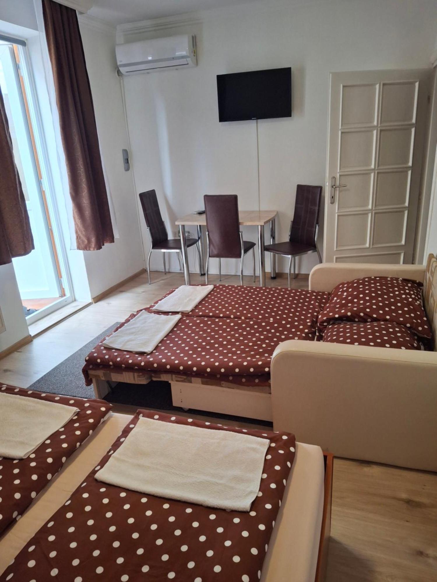 Birta Apartman Hajduszoboszlo Luaran gambar